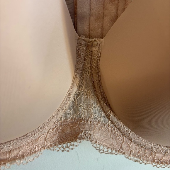 DEESSE Sz 44D Padded Underwire Baconette Style Lace Trimmed Bra in Beige NEW - Picture 2 of 9